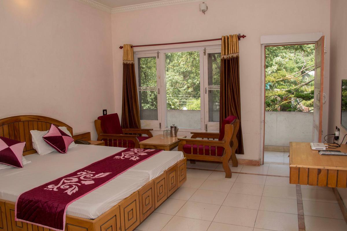 Hotel Royal Dreams Chamba Eksteriør billede
